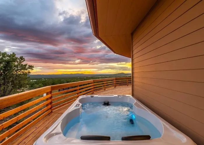 Holiday home Pickleball Jacuzzi Grand Canyon Sleeps 12 *