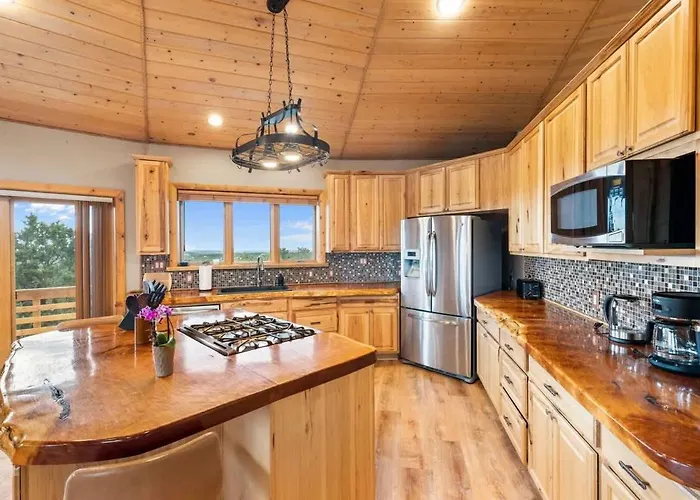 Pickleball Jacuzzi Grand Canyon Sleeps 12 Holiday home Williams