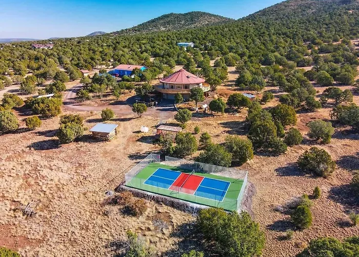 Pickleball Jacuzzi Grand Canyon Sleeps 12